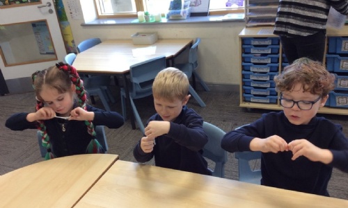 News &raquo; Year 2 Explore Everyday Materials